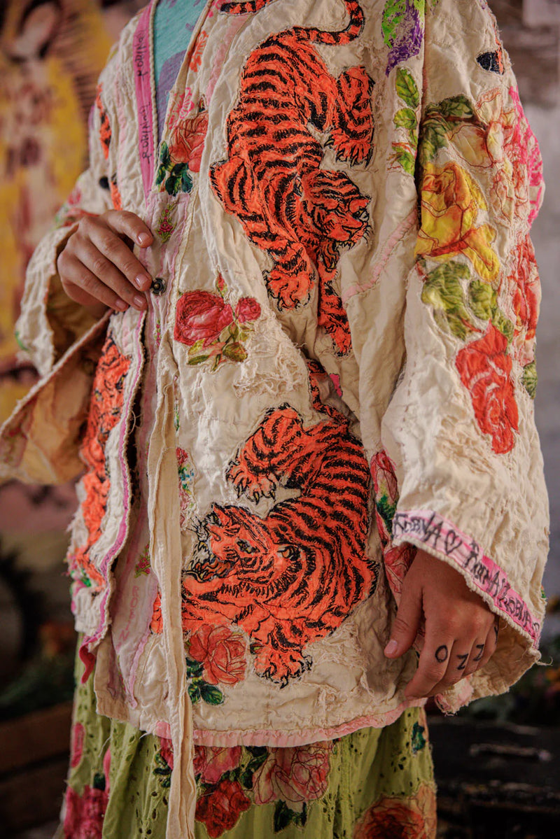 Magnolia Pearl  Birch Daigo Kimono
